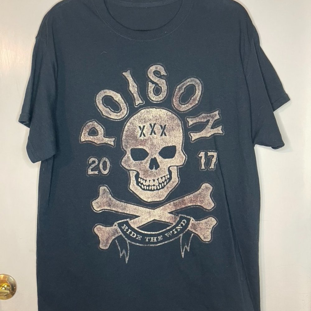 Poison 2017 tour tee shirt